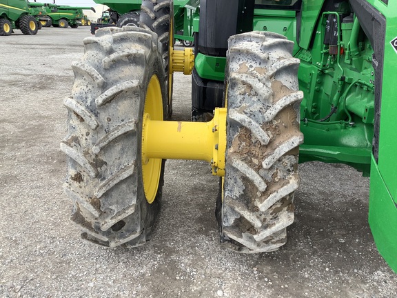 2021 John Deere 8R 250 Tractor