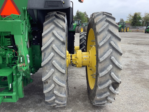 2021 John Deere 8R 250 Tractor