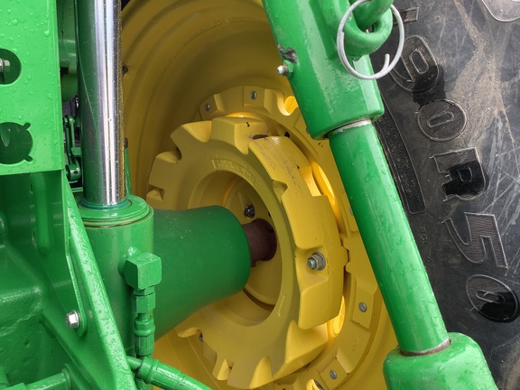 2021 John Deere 8R 250 Tractor