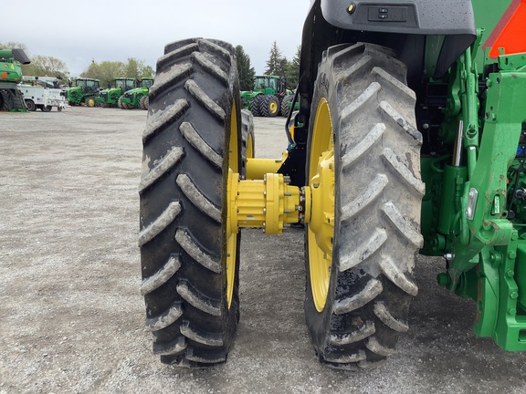 2021 John Deere 8R 250 Tractor