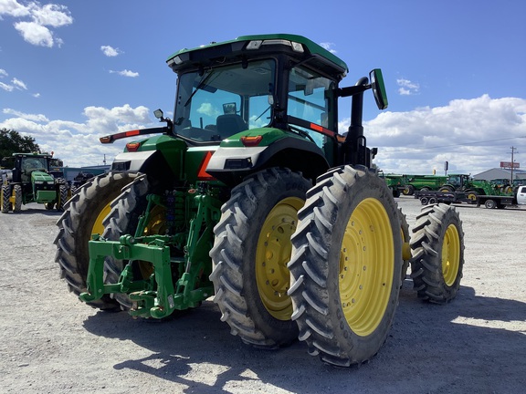 2021 John Deere 8R 250 Tractor