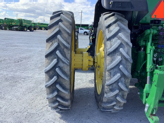 2021 John Deere 8R 250 Tractor