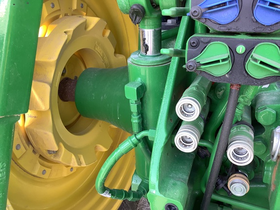 2021 John Deere 8R 250 Tractor