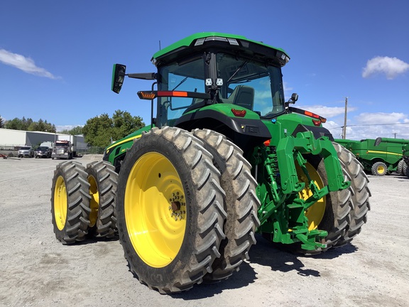 2023 John Deere 8R 250 Tractor