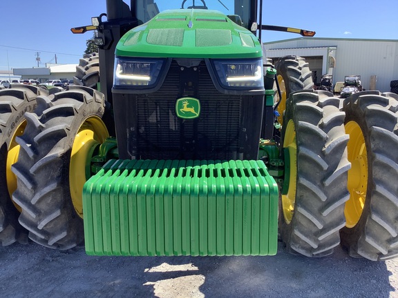 2023 John Deere 8R 250 Tractor