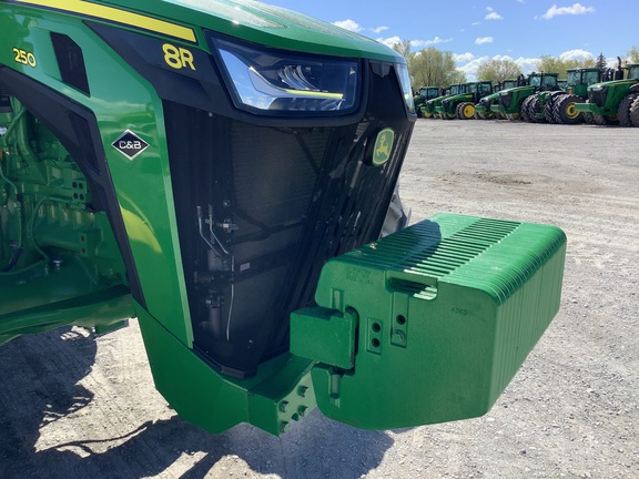 2023 John Deere 8R 250 Tractor