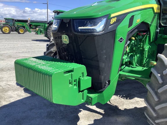 2023 John Deere 8R 250 Tractor