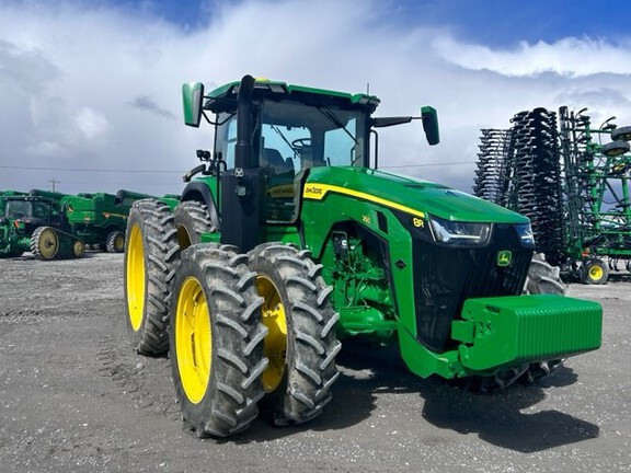 2023 John Deere 8R 250 Tractor