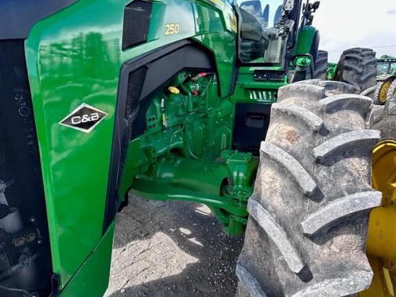 2023 John Deere 8R 250 Tractor