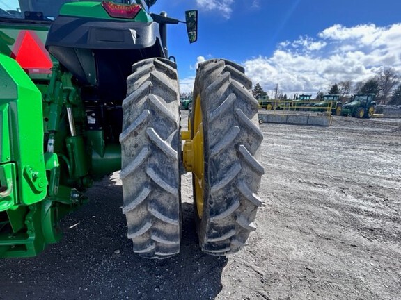 2023 John Deere 8R 250 Tractor