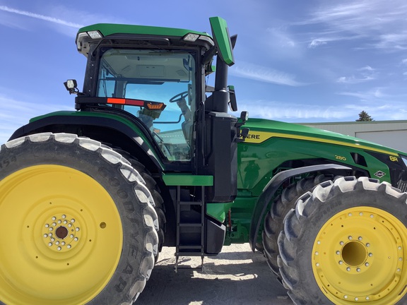 2023 John Deere 8R 280 Tractor