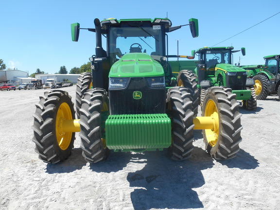 2023 John Deere 8R 250 Tractor