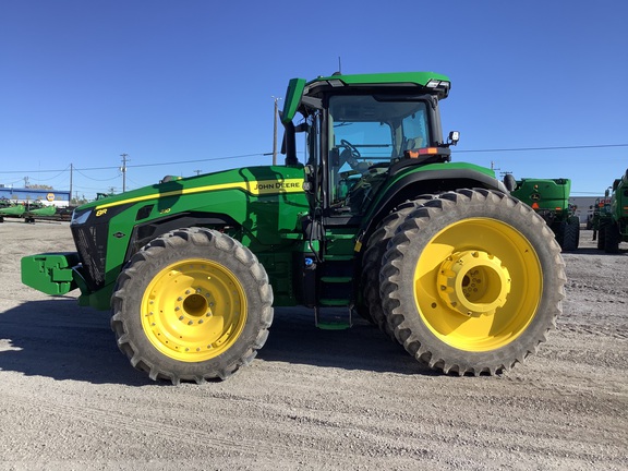 2023 John Deere 8R 310 Tractor