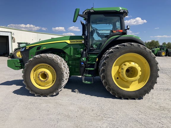 2023 John Deere 8R 310 Tractor