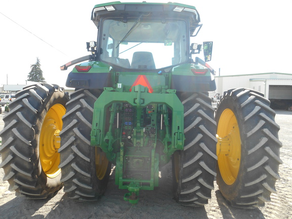 2023 John Deere 8R 340 Tractor