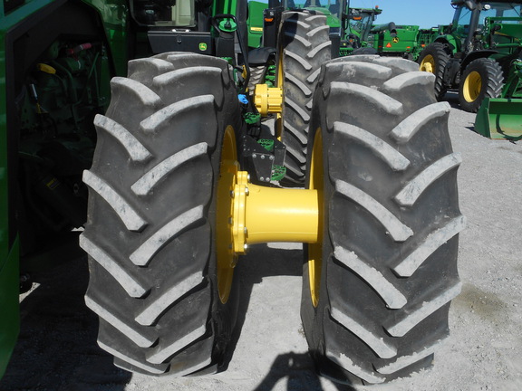 2023 John Deere 8R 340 Tractor