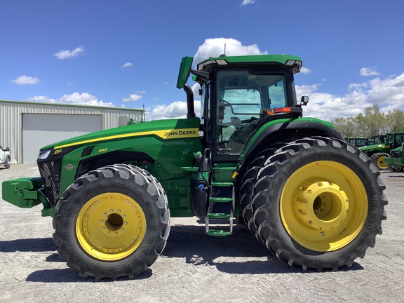 2023 John Deere 8R 340 Tractor