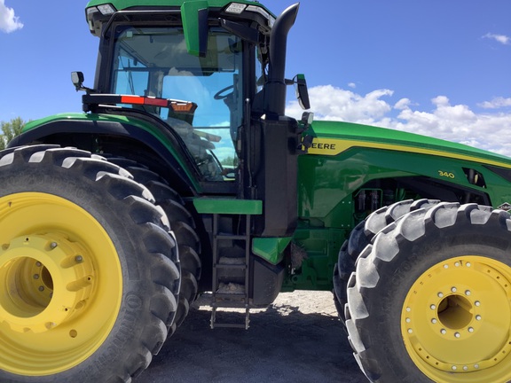 2023 John Deere 8R 340 Tractor