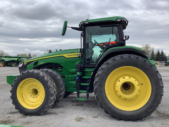 2023 John Deere 8R 340 Tractor