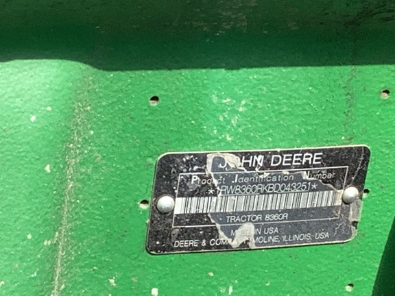 2011 John Deere 8360R Tractor