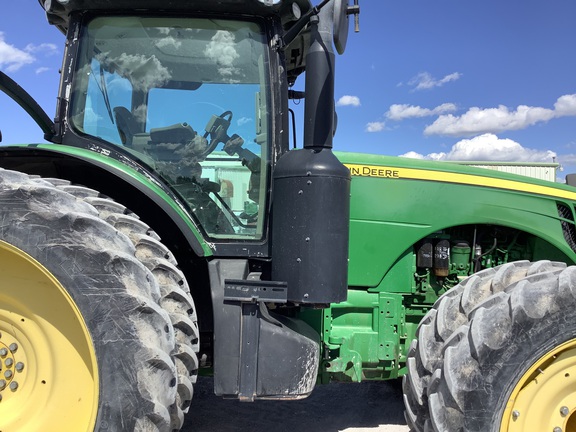 2011 John Deere 8360R Tractor