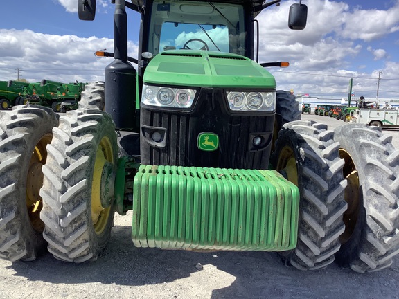 2011 John Deere 8360R Tractor