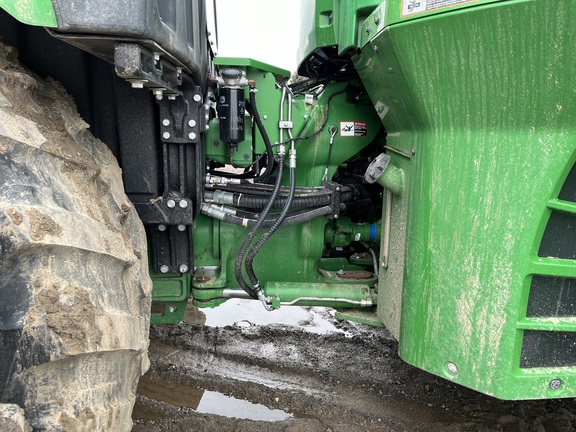 2017 John Deere 9570R Tractor 4WD