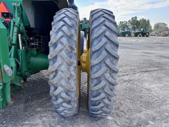 2015 John Deere 8245R Tractor