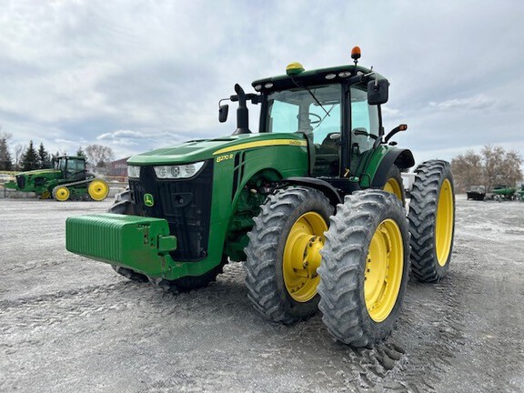 2015 John Deere 8270R Tractor