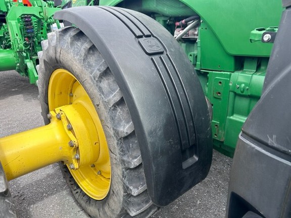 2015 John Deere 8270R Tractor