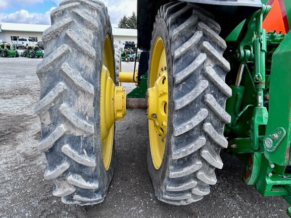 2015 John Deere 8270R Tractor