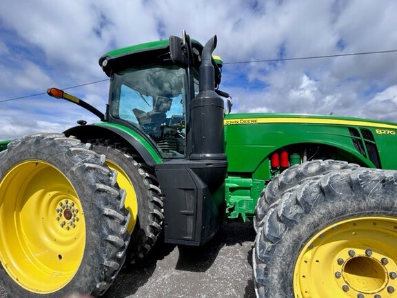 2015 John Deere 8270R Tractor