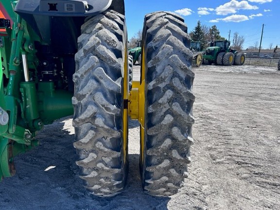 2015 John Deere 8270R Tractor