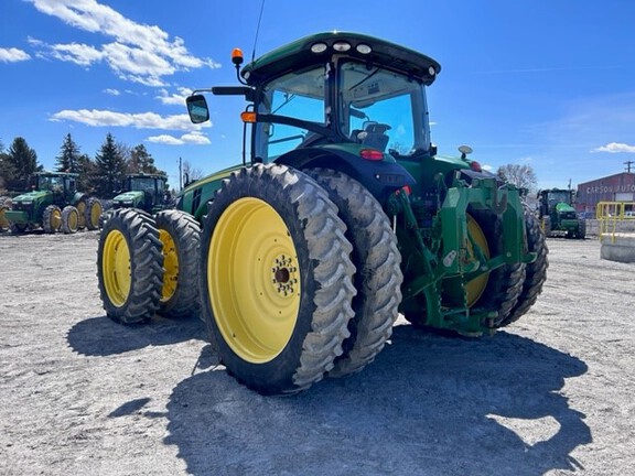 2015 John Deere 8270R Tractor