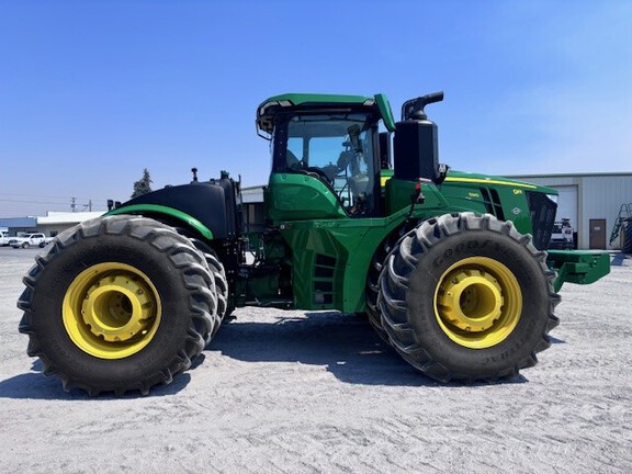 2023 John Deere 9R 590 Tractor 4WD