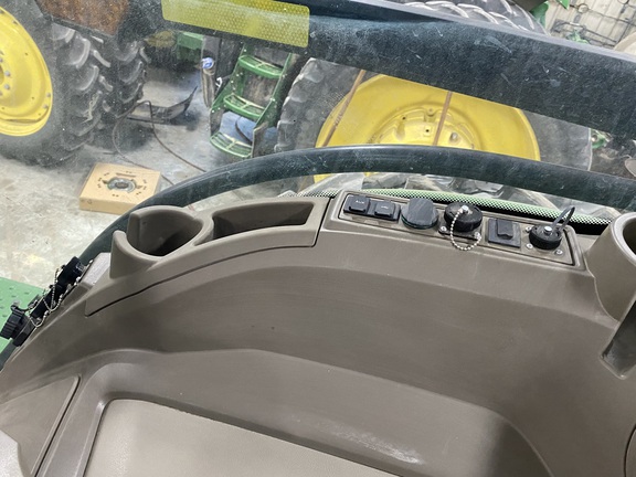 2023 John Deere 8R 280 Tractor