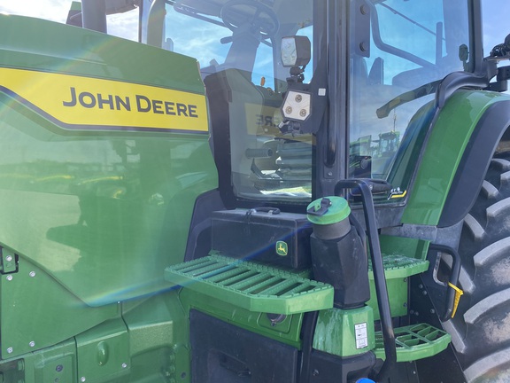 2023 John Deere 8R 280 Tractor