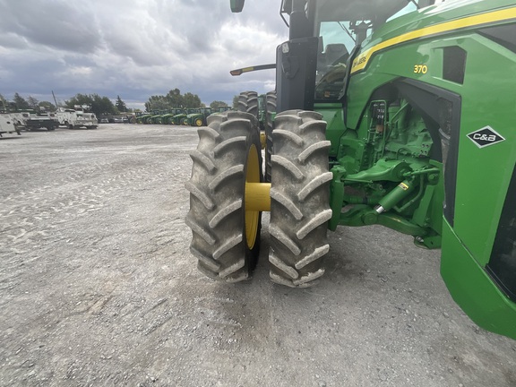 2023 John Deere 8R 370 Tractor