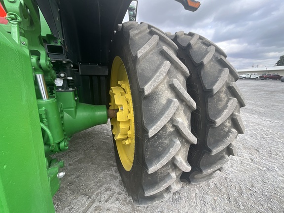 2023 John Deere 8R 370 Tractor