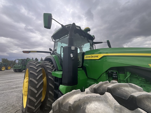 2023 John Deere 8R 370 Tractor