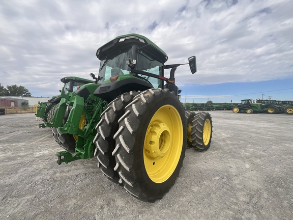 2023 John Deere 8R 370 Tractor