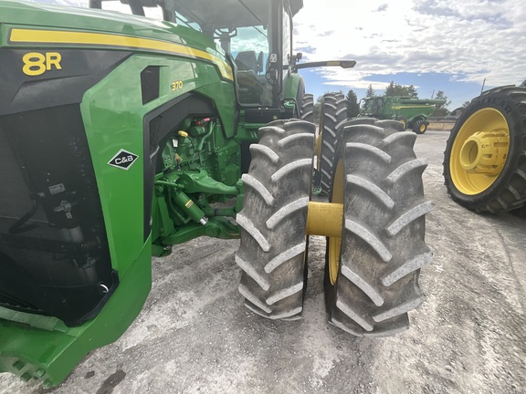 2023 John Deere 8R 370 Tractor