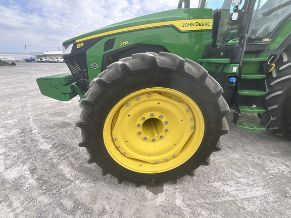 2023 John Deere 8R 370 Tractor