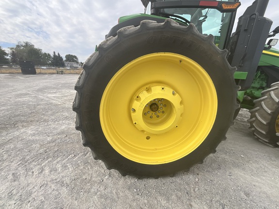 2023 John Deere 8R 370 Tractor