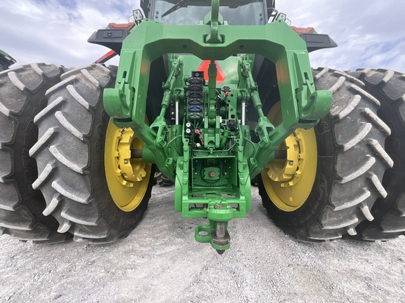 2023 John Deere 8R 370 Tractor