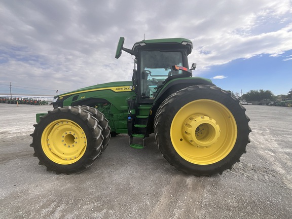 2023 John Deere 8R 370 Tractor