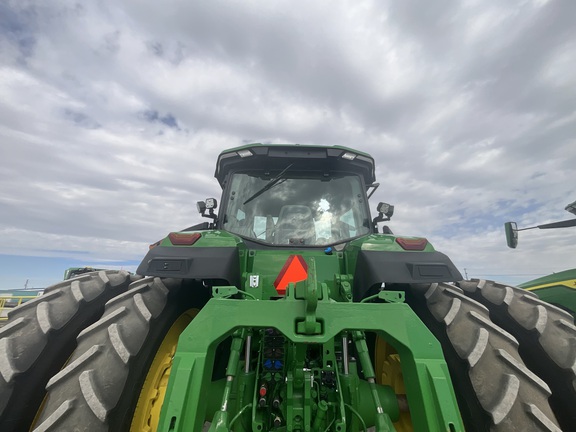 2023 John Deere 8R 370 Tractor