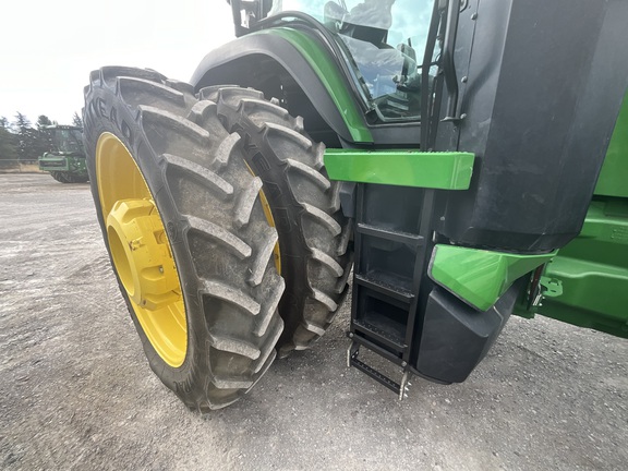 2023 John Deere 8R 370 Tractor