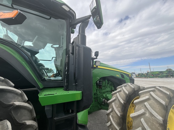 2023 John Deere 8R 370 Tractor