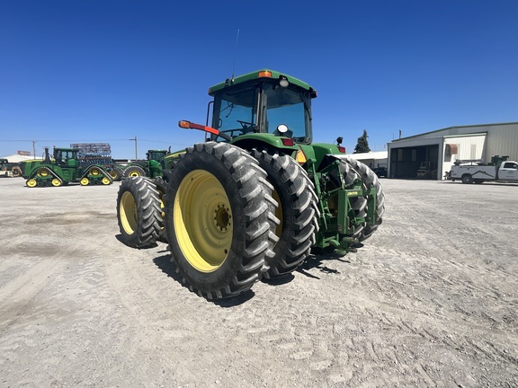 2002 John Deere 8520 Tractor